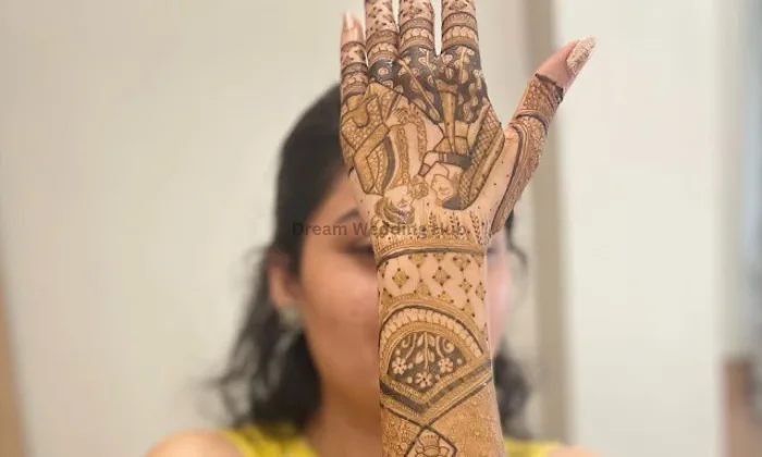 Ajay Bridal Mehandi Art